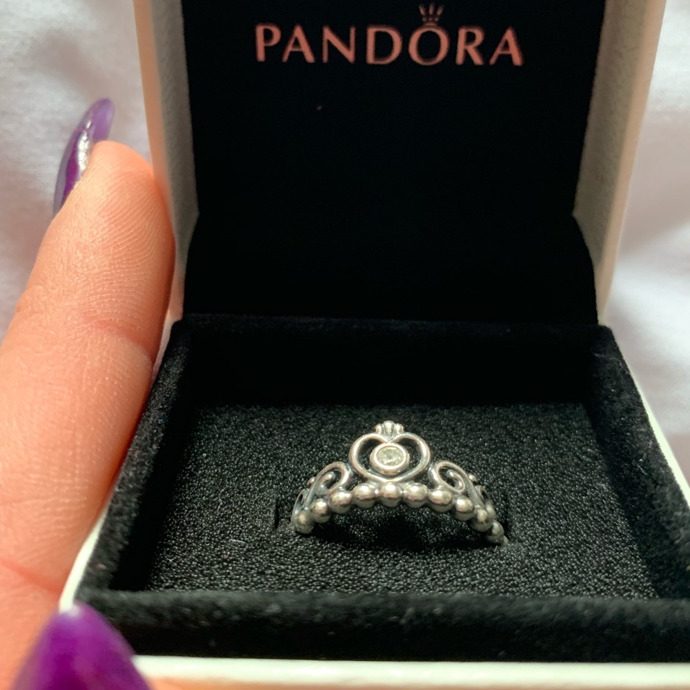 Pandora ring